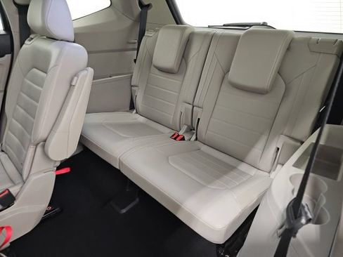 Used 2023 Volkswagen Atlas SEL Premium AWD/4WD image 30