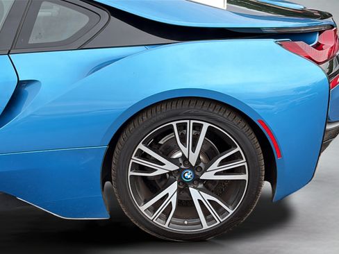 Used 2015 BMW i8 AWD/4WD image 28