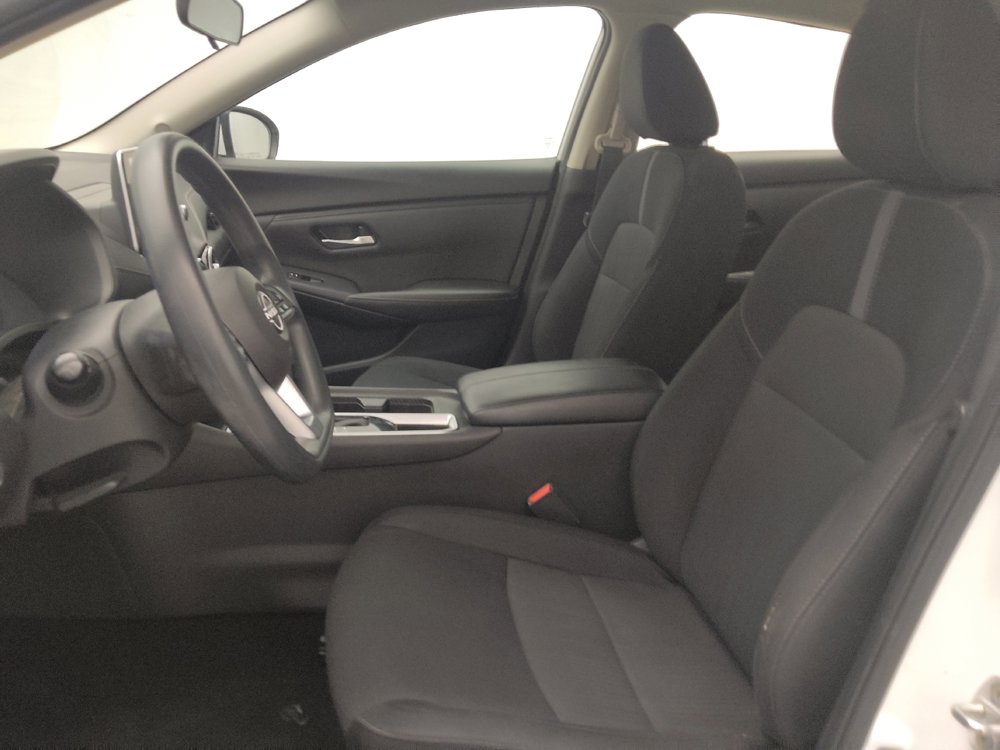 Used 2024 Nissan Sentra SV FWD image 17