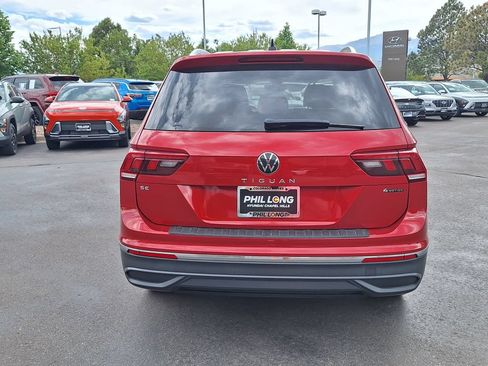 Used 2022 Volkswagen Tiguan SE AWD/4WD image 4
