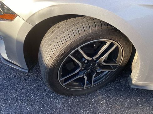 Used 2020 Ford Mustang Premium RWD image 8