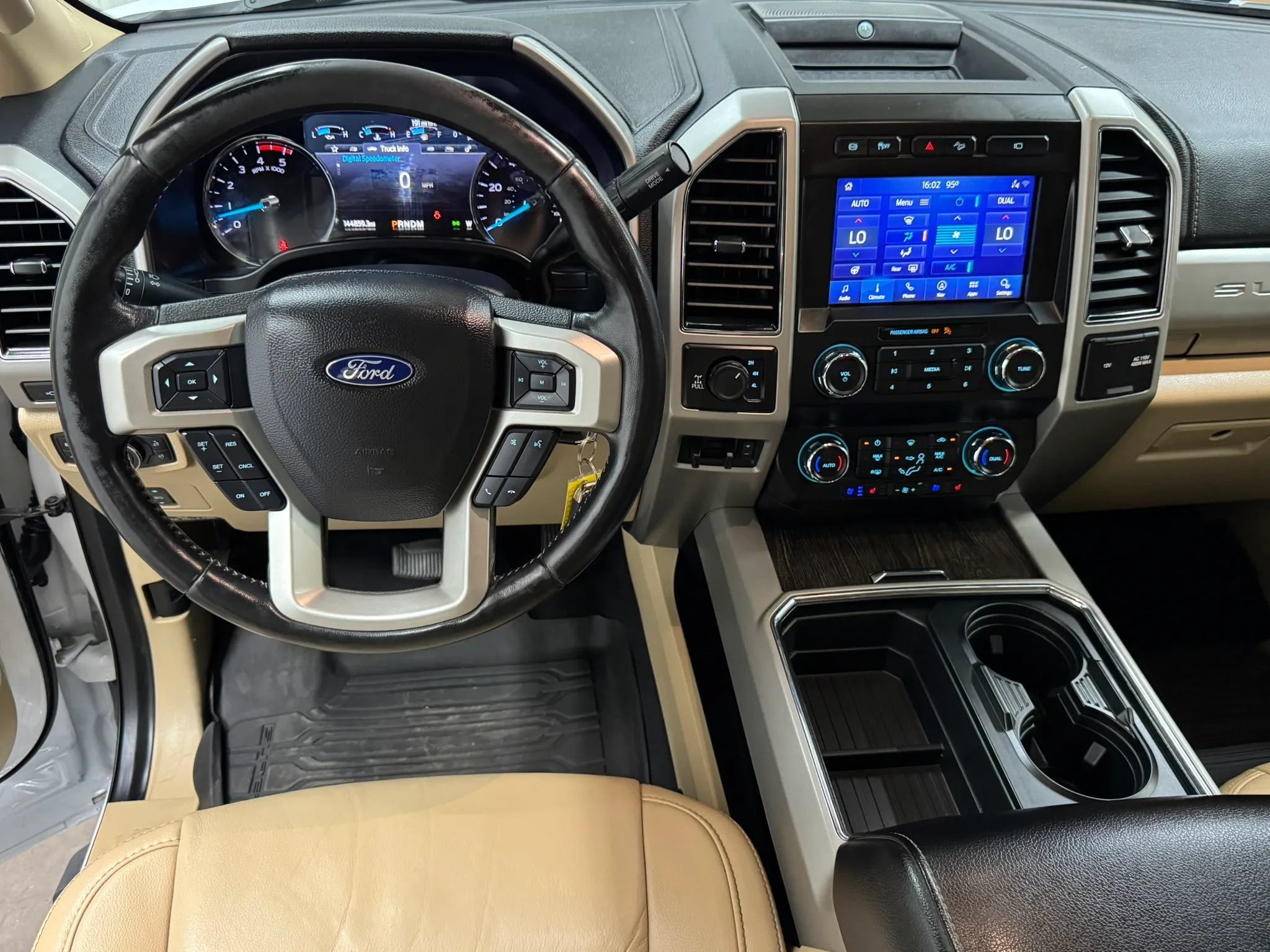 Used 2021 Ford F250 Lariat w/ Lariat Value Package AWD/4WD image 14