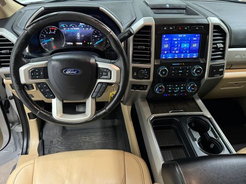 Used 2021 Ford F250 Lariat w/ Lariat Value Package AWD/4WD image 14
