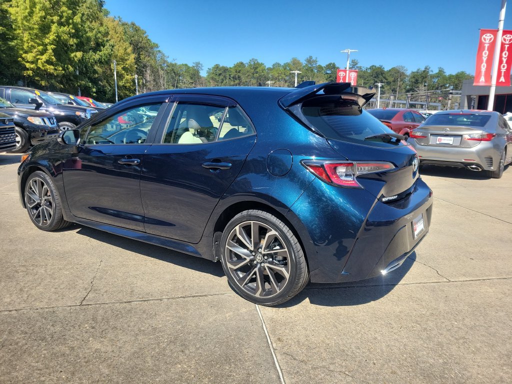 Used 2020 Toyota Corolla XSE FWD image 3