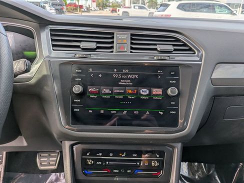 Certified 2023 Volkswagen Tiguan SE R-Line image 20