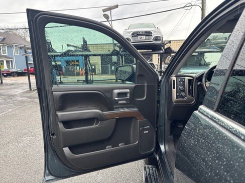 Used 2017 GMC Sierra 1500 Denali image 10