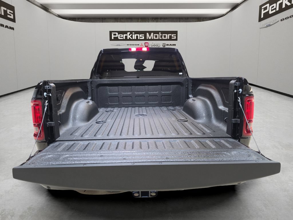 New 2027 RAM 3500 Big Horn AWD/4WD image 10