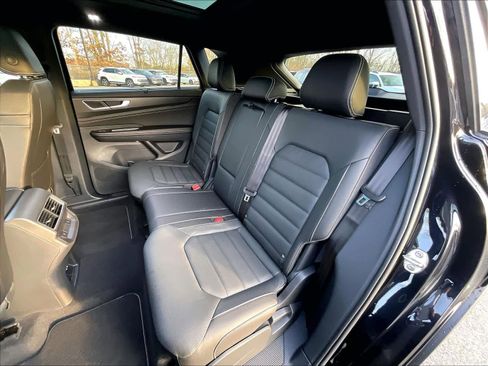 New 2026 Volkswagen Atlas Cross Sport SEL R-Line image 15