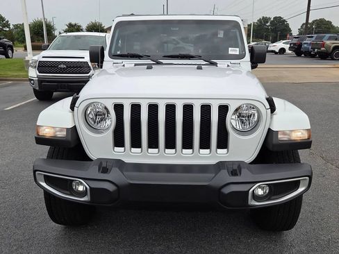 Used 2023 Jeep Wrangler Unlimited Sahara w/ Cold Weather Group AWD/4WD image 2