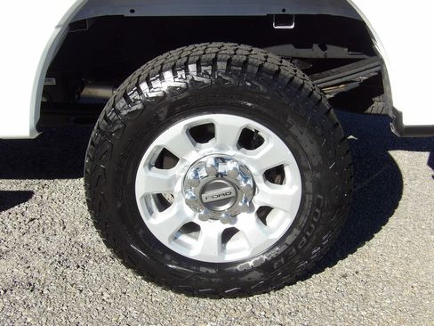 Used 2024 Ford F250 XLT image 56