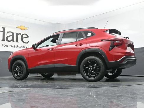 New 2026 Chevrolet Trax LT w/ Driver Confidence Package FWD image 33