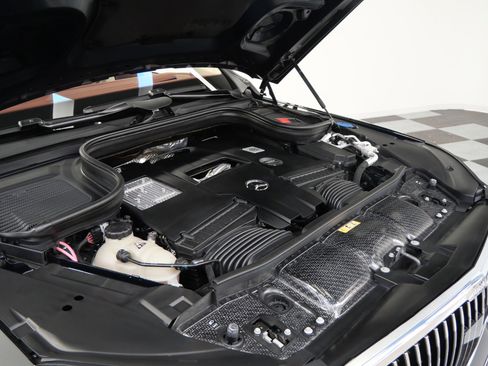 Used 2022 Mercedes-Benz Maybach GLS 600 4MATIC image 56