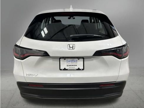 Certified 2023 Honda HR-V LX image 5