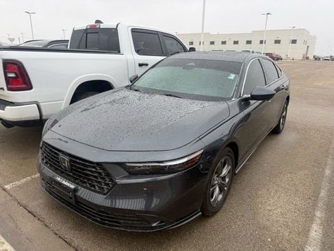 Used 2023 Honda Accord EX-L image 3