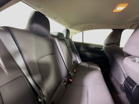 Used 2022 Toyota Corolla LE image 26