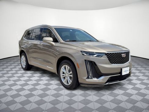 Used 2023 Cadillac XT6 Luxury FWD image 7
