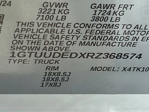 Used 2024 GMC Sierra 1500 SLT AWD/4WD image 52