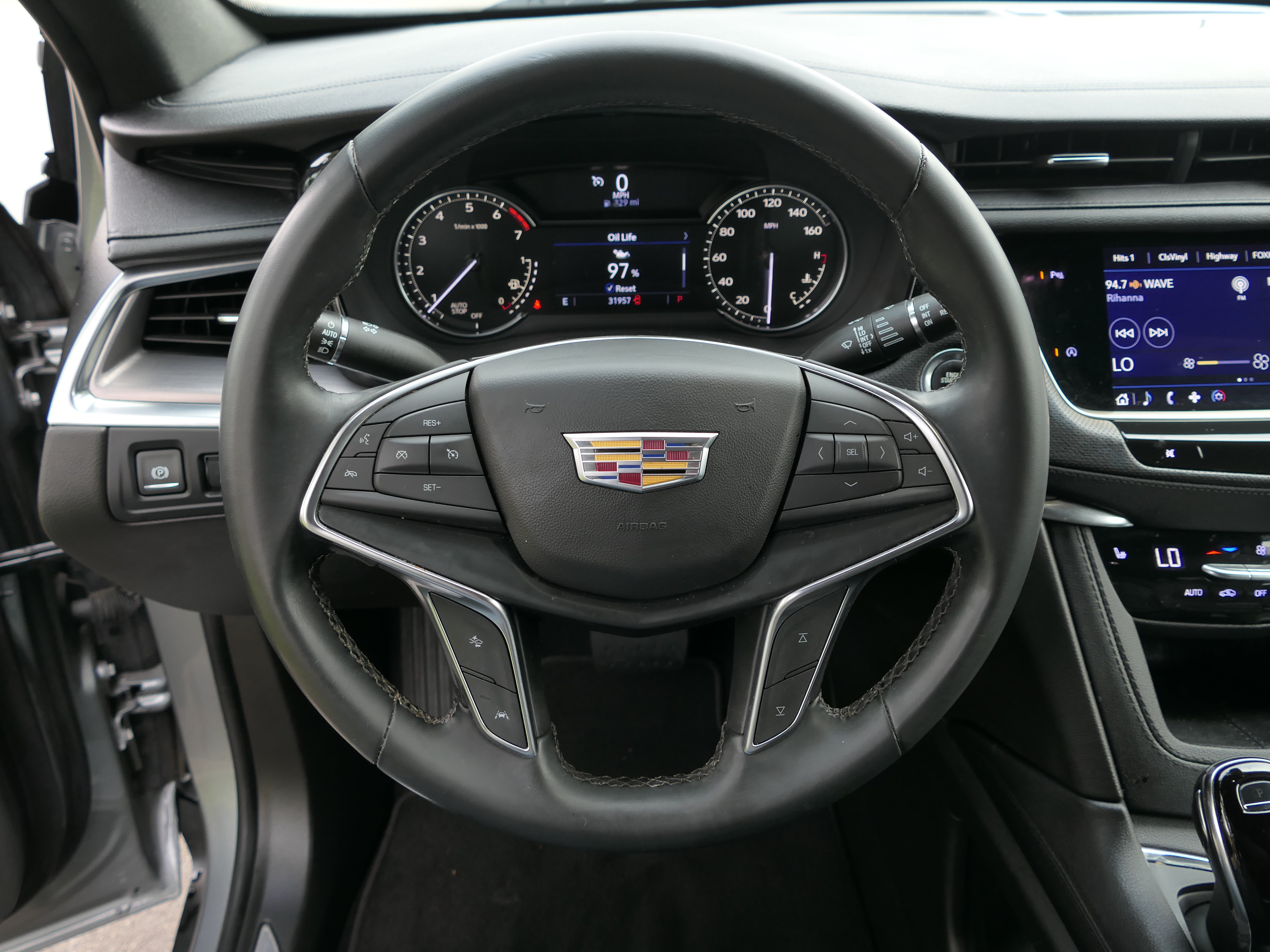 Certified 2024 Cadillac XT5 Luxury FWD image 19