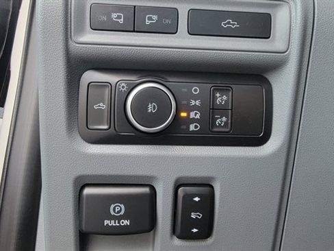 Used 2022 Ford F150 Lariat w/ Equipment Group 502A High image 22