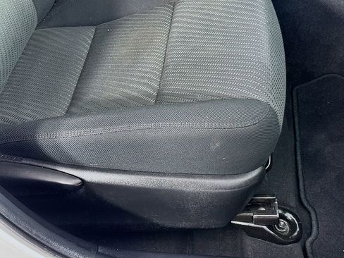 Used 2015 Toyota Camry LE FWD image 21