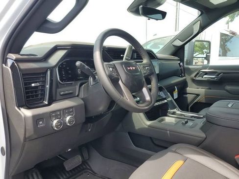 New 2026 GMC Sierra 2500 AT4 w/ AT4 Premium Plus Package AWD/4WD image 21