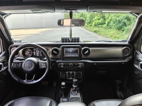 Used 2020 Jeep Wrangler Unlimited Sport S AWD/4WD image 5