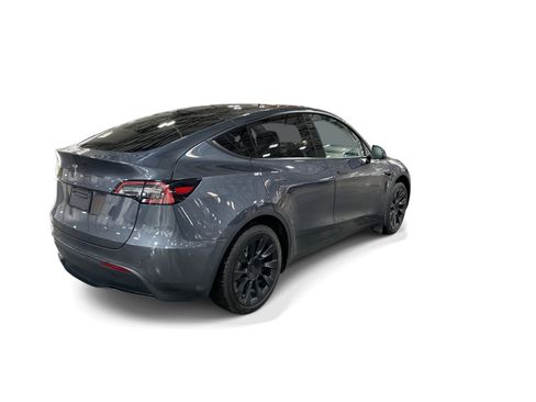 Certified 2023 Tesla Model Y 2WD image 6