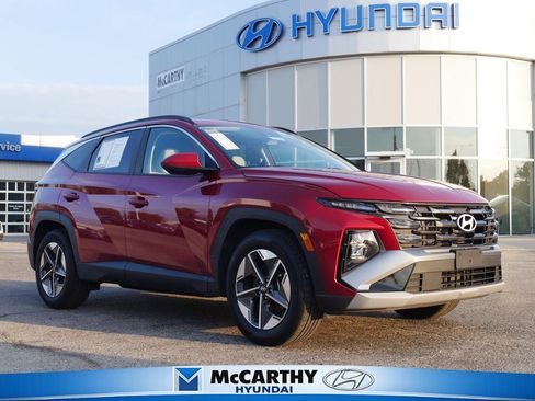 Used 2025 Hyundai Tucson SEL FWD image 1