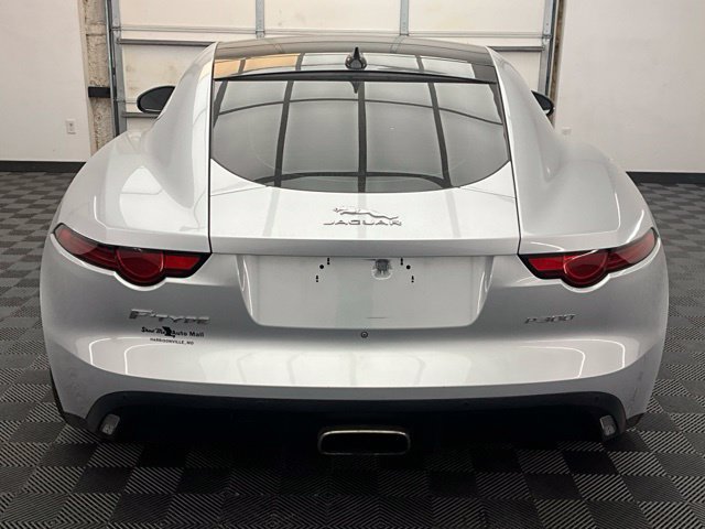 Used 2019 Jaguar F-TYPE Coupe RWD image 21
