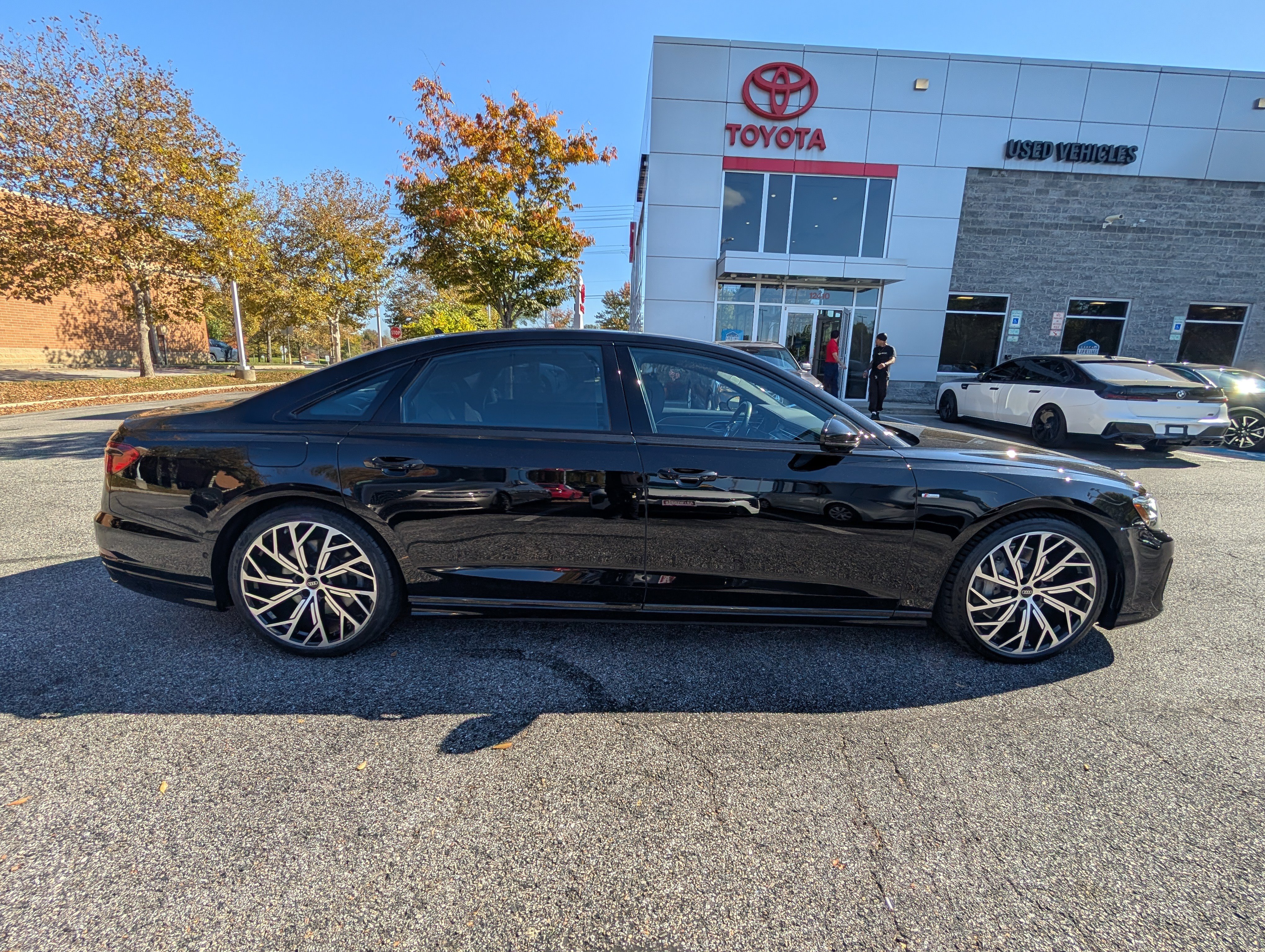 Used 2023 Audi A8 L 3.0T w/ Executive Package AWD/4WD image 2