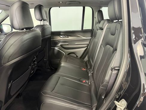 Used 2023 Jeep Grand Cherokee 30th Anniversary AWD/4WD image 18