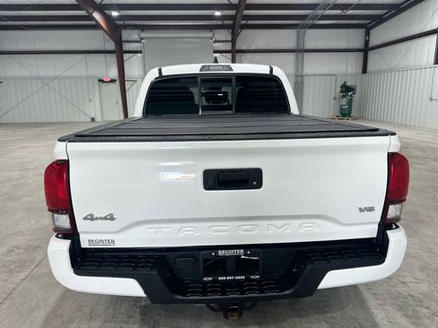 Used 2023 Toyota Tacoma SR AWD/4WD image 4