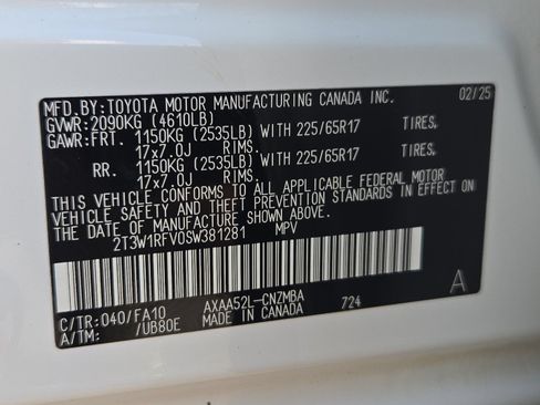 Used 2025 Toyota RAV4 XLE FWD image 27