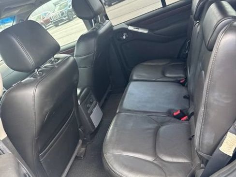 Used 2008 Nissan Pathfinder LE w/ Navigation Pkg AWD/4WD image 6