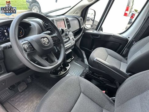 Used 2025 RAM ProMaster 2500 w/ U-Haul Equipment Group FWD image 13