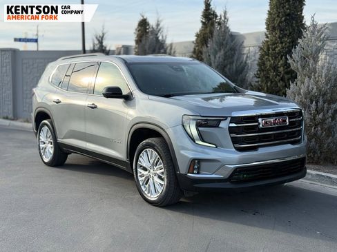 Used 2025 GMC Acadia Elevation w/ Elevation Premium Package image 13