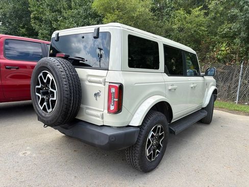 Used 2025 Ford Bronco Outer Banks AWD/4WD image 4