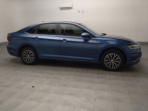 Used 2020 Volkswagen Jetta SE FWD image 11