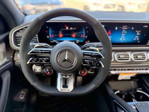 New 2026 Mercedes-Benz GLE 53 AMG 4MATIC Coupe image 15