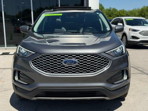 Used 2023 Ford Edge SEL w/ Convenience Package AWD/4WD image 2