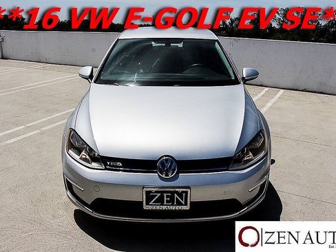 Used 2016 Volkswagen e-Golf SE FWD image 37
