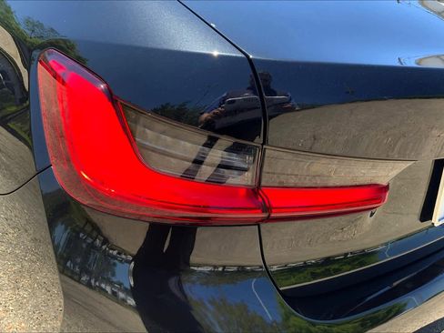 Used 2021 BMW 330i Sedan w/ Premium Package image 27