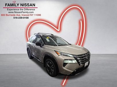 Certified 2026 Nissan Rogue Platinum w/ Platinum Premium Package