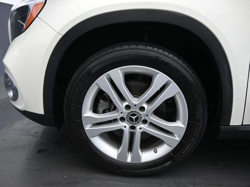 Used 2018 Mercedes-Benz GLA 250 4MATIC image 53