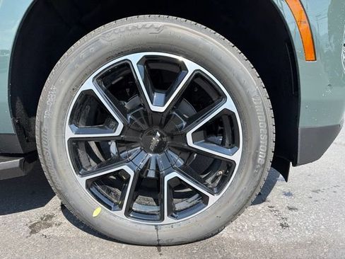 New 2026 Chevrolet Tahoe RST w/ RST Capability Package AWD/4WD image 9