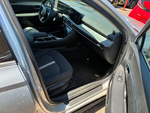 Used 2025 Hyundai Sonata SEL image 12