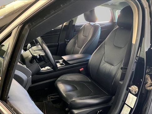 Used 2017 Ford Fusion Titanium FWD image 21
