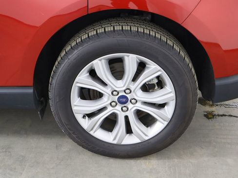 Used 2022 Ford Edge Titanium image 42