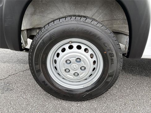 Used 2025 RAM ProMaster 2500 w/ Convenience Group FWD image 16