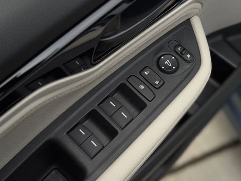 New 2026 Honda Odyssey Touring image 13